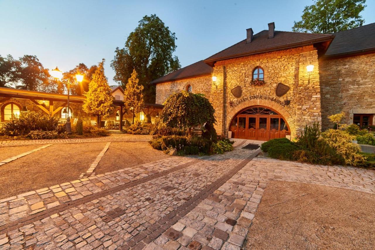 Hotel Folwark Stara Winiarnia Mszana Dolna Exterior foto